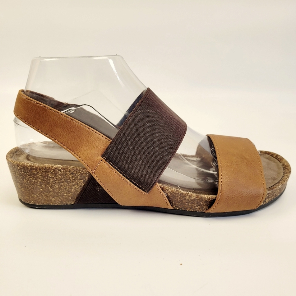 Natural Soul All Thru Comfort Tan & Brown Wedge Sandal Size 8W